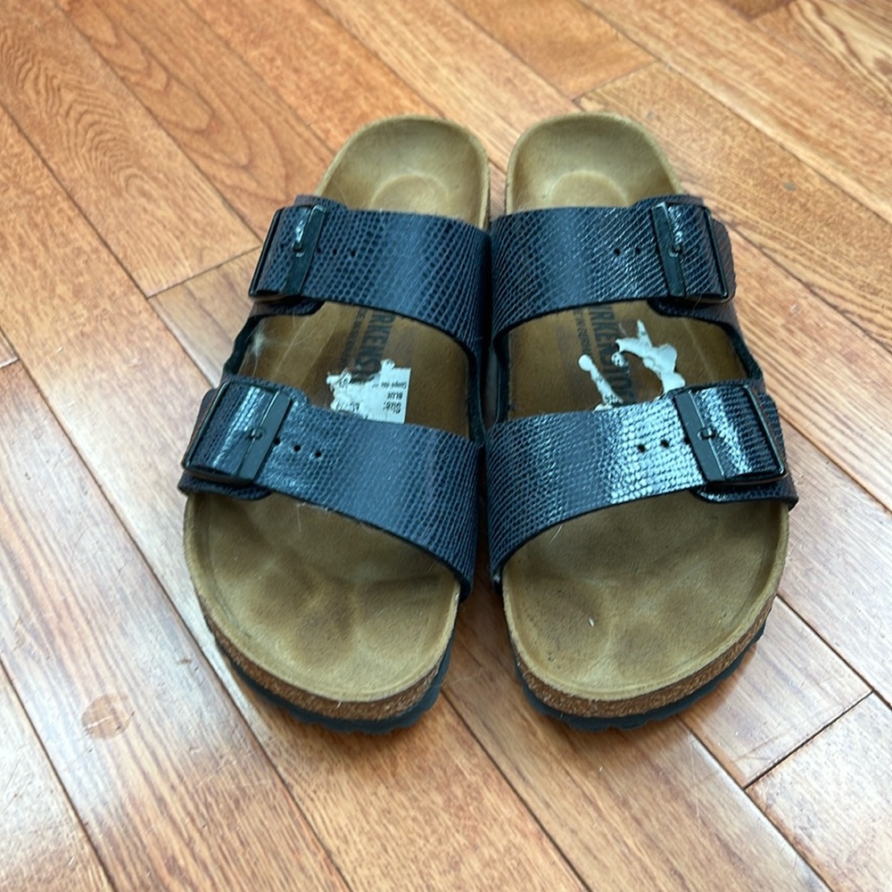 Size 40 navy blue snake Birkenstocks NWOT